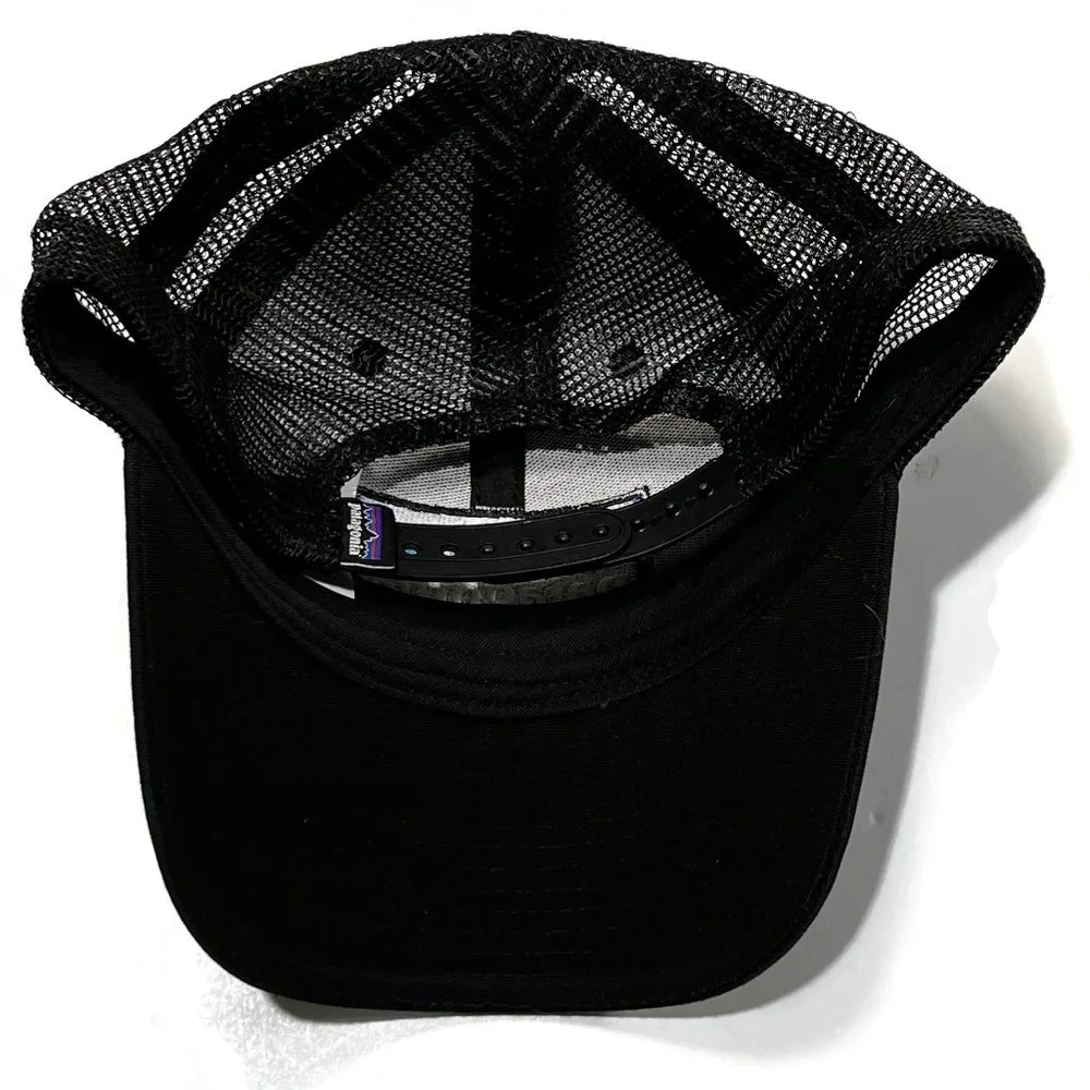 Patagonia P-6 Logo Trucker Hat Black Adjustable Snapback‎ Mesh Cap
